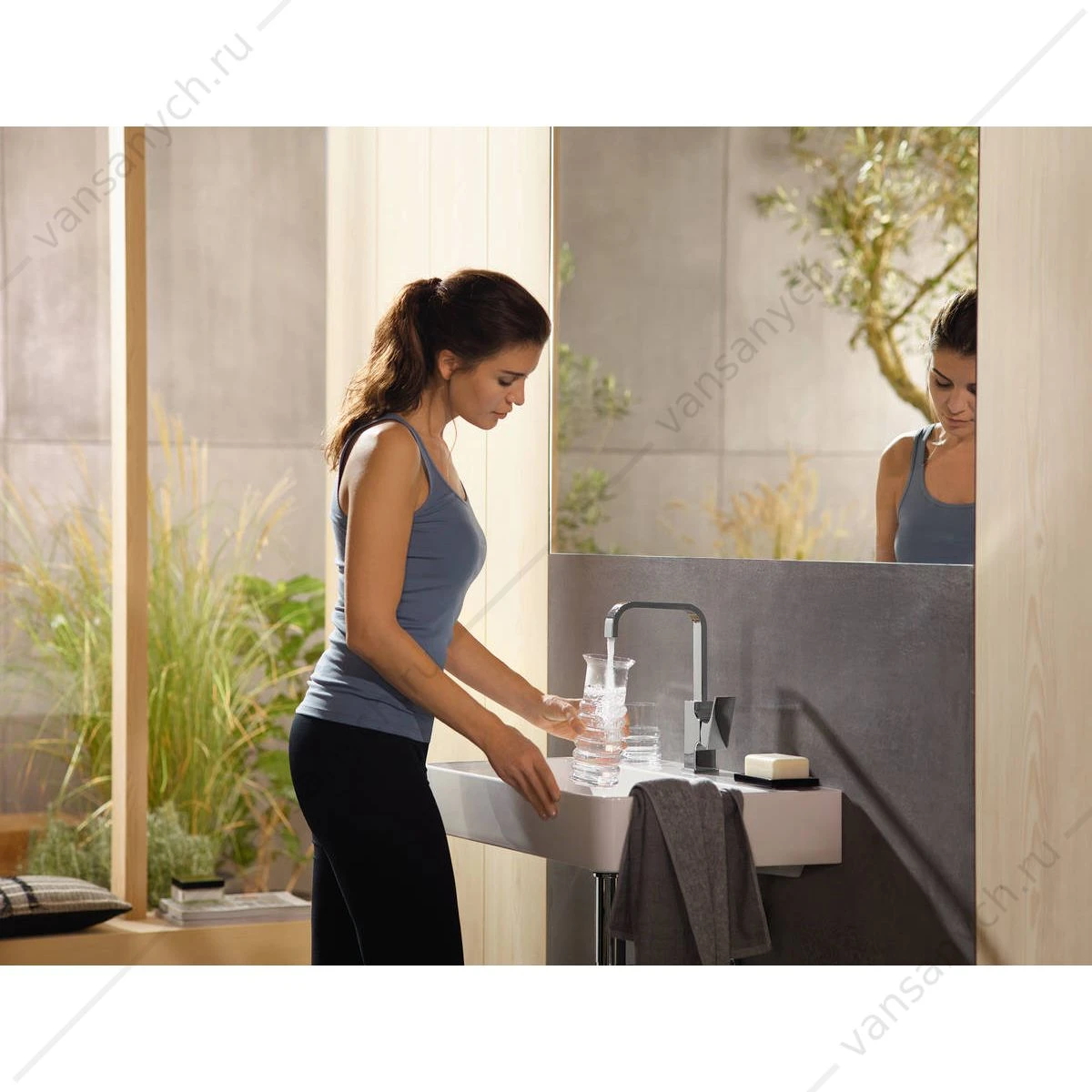 Смеситель для раковины 230 HANSGROHE Metropol 32511000