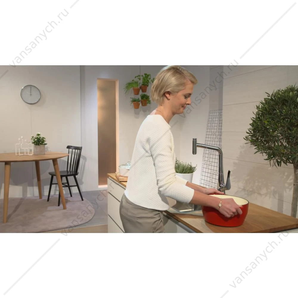 Смеситель для  кухни HANSGROHE Metris  с выдвижным изливом 14820800
