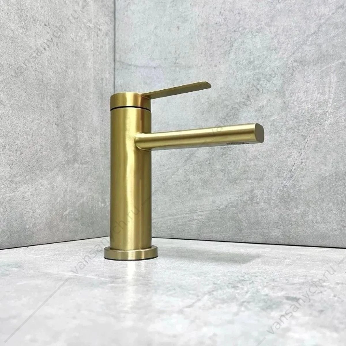 Смеситель для раковины BELZ B10813-5 золото