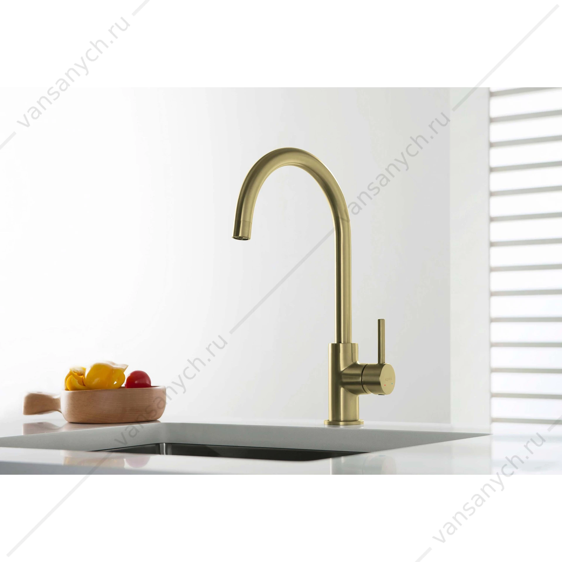 Смеситель для кухни AQUATEK Европа, шлиф.золото AQ1382BG